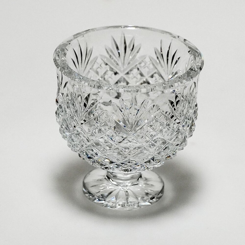Vintage Waterford Crystal Pedestal Bowl – Diamond & Fan Cut Elegance - Picture 4 of 9